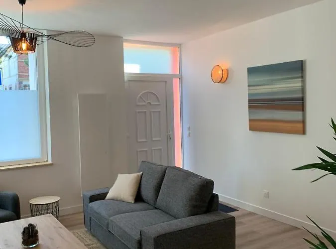 L'air De La Mer, 2 Chambres, 50m Plage, Parking הולגאט